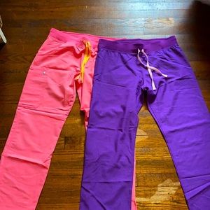Set of two Medium Petite Fig scrub pants